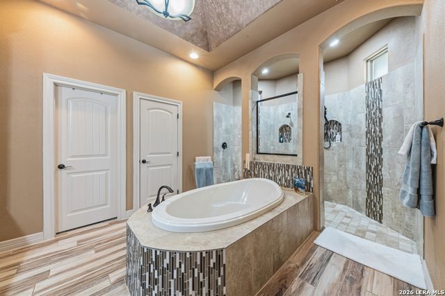 128 Bucks, La Vernia, TX 78121