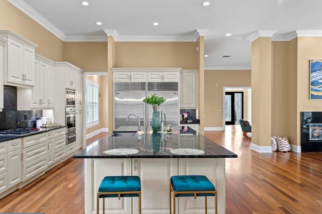 16504 AVILA BOULEVARD, Tampa, FL 33613