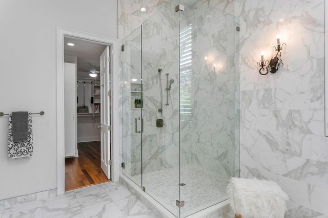 16504 AVILA BOULEVARD, Tampa, FL 33613