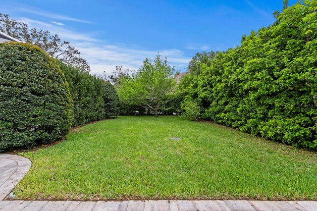 16504 AVILA BOULEVARD, Tampa, FL 33613