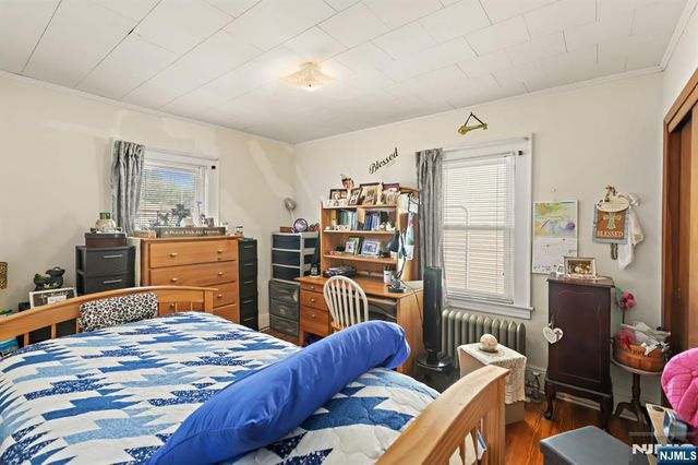 420 Rutherford Avenue, Lyndhurst, NJ 07071
