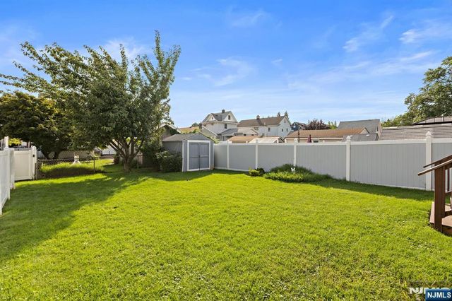 420 Rutherford Avenue, Lyndhurst, NJ 07071