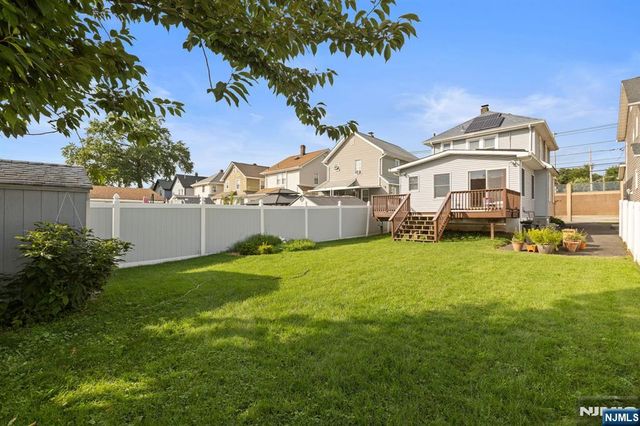 420 Rutherford Avenue, Lyndhurst, NJ 07071