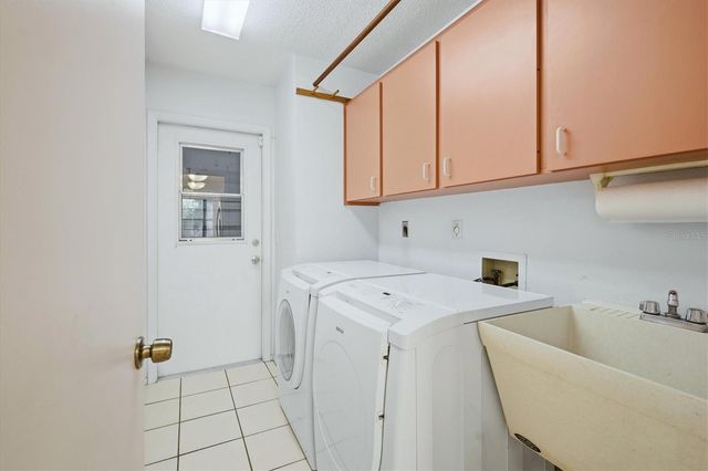 2158 CORK OAK STREET, Sarasota, FL 34232