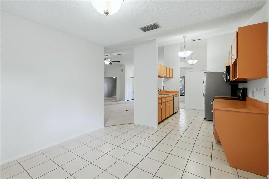 Image 23 of property listing at 2158 CORK OAK STREET, Sarasota, FL 34232