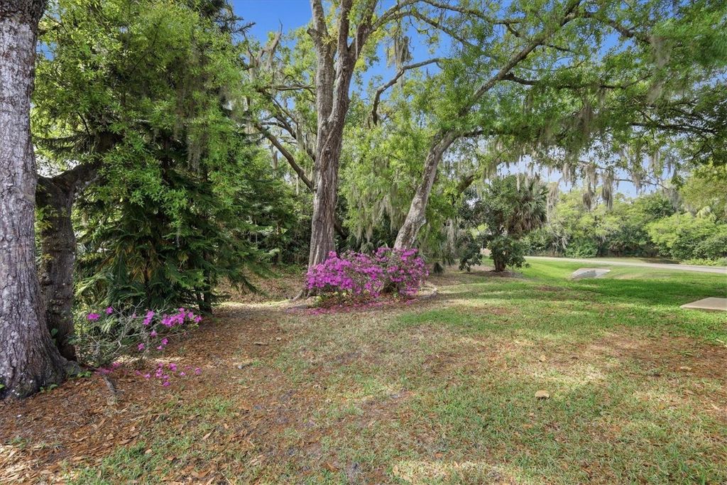 Image 45 of property listing at 2158 CORK OAK STREET, Sarasota, FL 34232