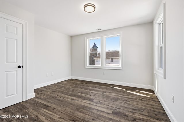 22 Washington Street, Long Branch, NJ 07740