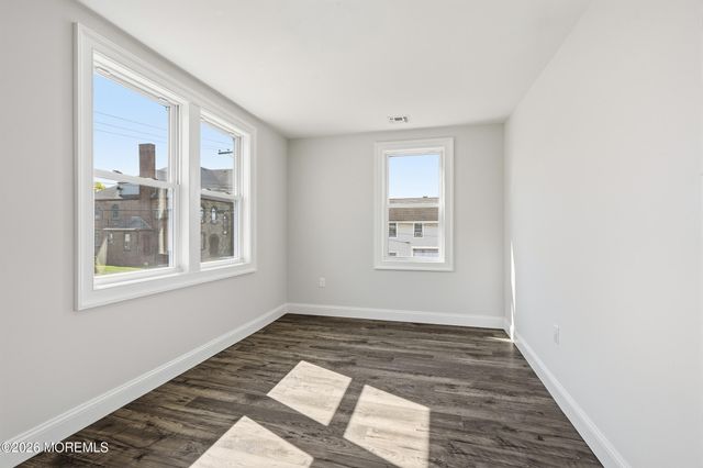 22 Washington Street, Long Branch, NJ 07740