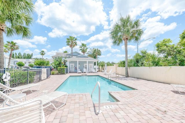 113 Islander Dr, St Augustine, FL 32080