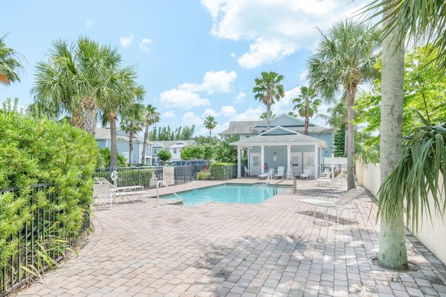 113 Islander Dr, St Augustine, FL 32080