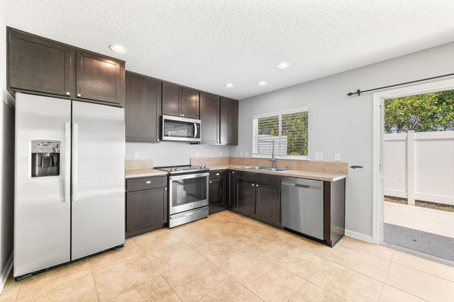 113 Islander Dr, St Augustine, FL 32080