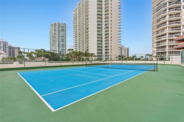 20185 E Country Club Drive 1801, Aventura, FL 33180