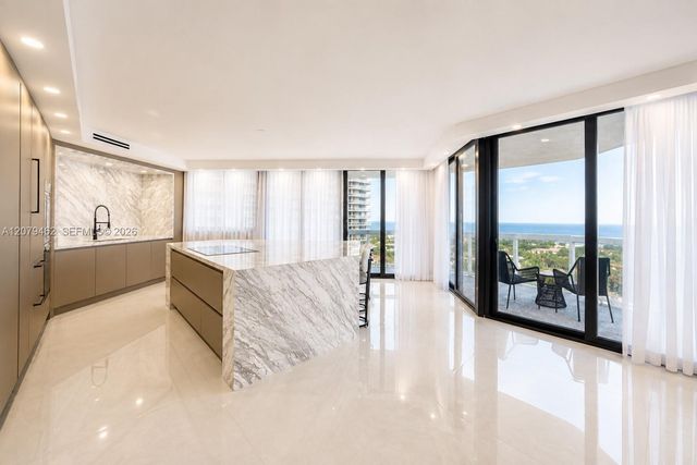 20185 E Country Club Drive 1801, Aventura, FL 33180