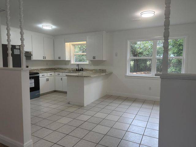 3020 Nottingham Way, Dothan, AL 36305