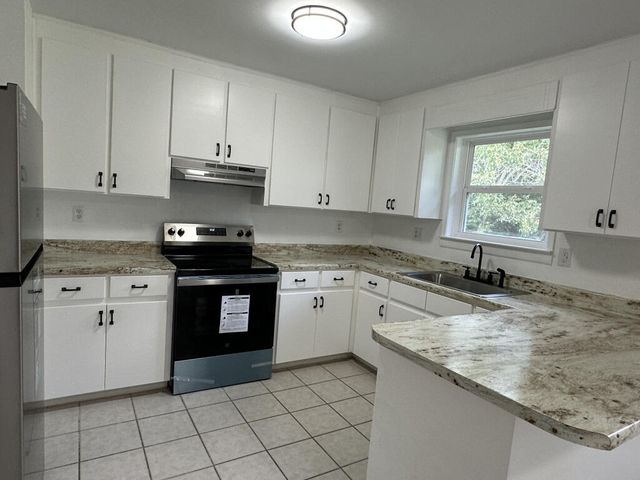 3020 Nottingham Way, Dothan, AL 36305