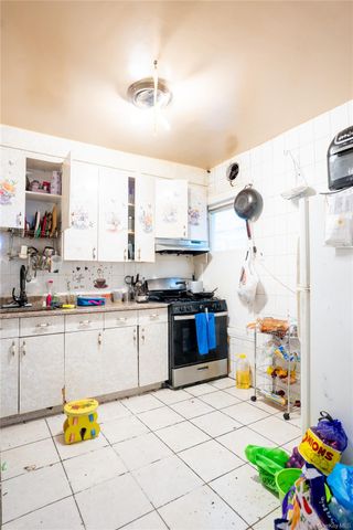 9324 123rd Street, Richmond Hill, NY 11419