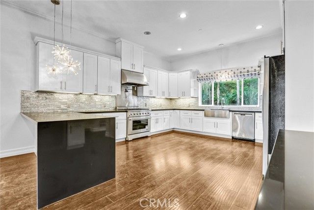 22202 Avenue San Luis, Woodland Hills (los Angeles), CA 91364