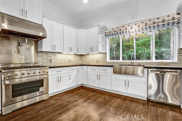 22202 Avenue San Luis, Woodland Hills (los Angeles), CA 91364