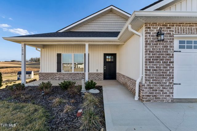 1070 Cabot Cove, Jonesborough, TN 37659