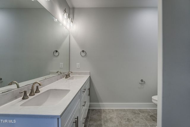 1070 Cabot Cove, Jonesborough, TN 37659