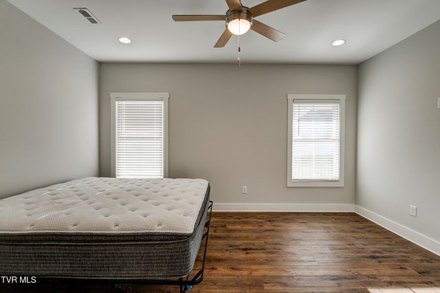 1070 Cabot Cove, Jonesborough, TN 37659