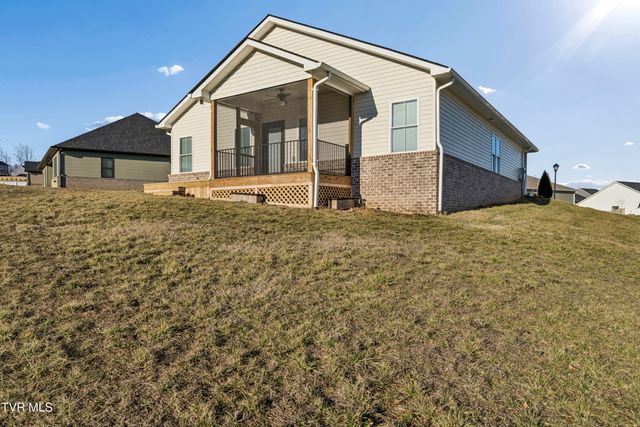1070 Cabot Cove, Jonesborough, TN 37659