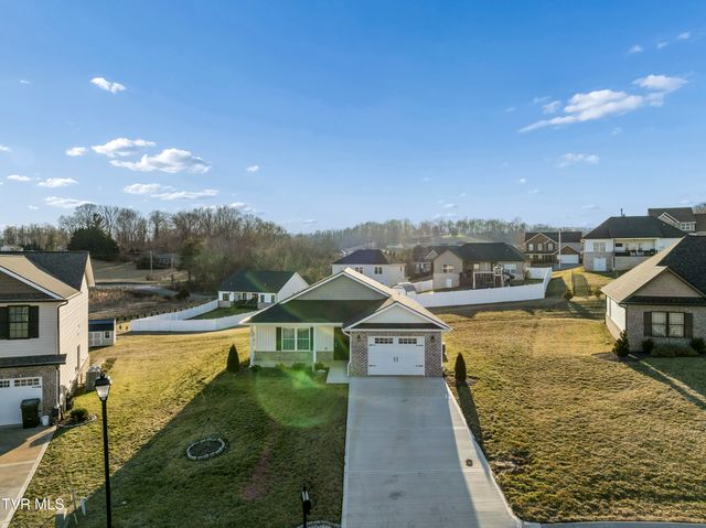 1070 Cabot Cove, Jonesborough, TN 37659