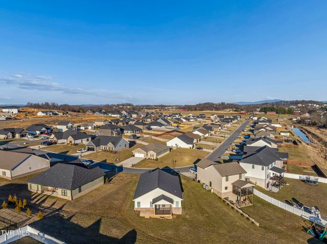 1070 Cabot Cove, Jonesborough, TN 37659