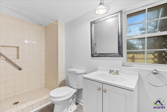 25 Martin Luther King Jr Boulevard, Hawkinsville, GA 31036