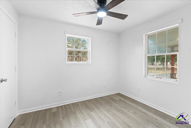 25 Martin Luther King Jr Boulevard, Hawkinsville, GA 31036