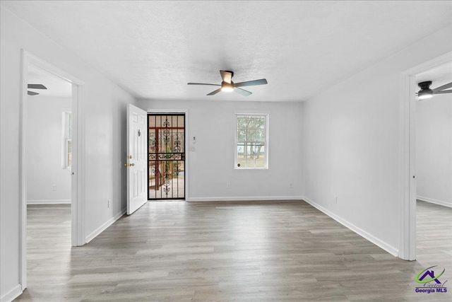 25 Martin Luther King Jr Boulevard, Hawkinsville, GA 31036