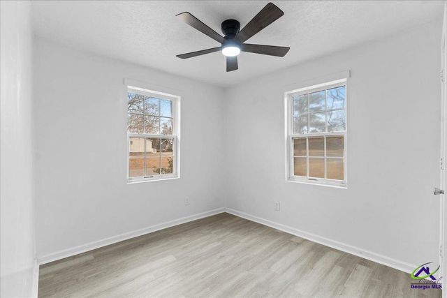 25 Martin Luther King Jr Boulevard, Hawkinsville, GA 31036