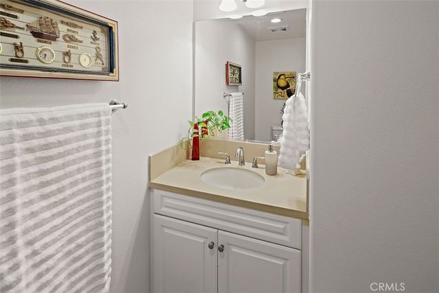 553 S Kroeger Street, Anaheim, CA 92805