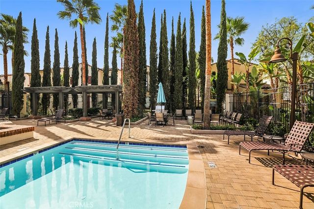 553 S Kroeger Street, Anaheim, CA 92805