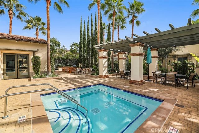 553 S Kroeger Street, Anaheim, CA 92805