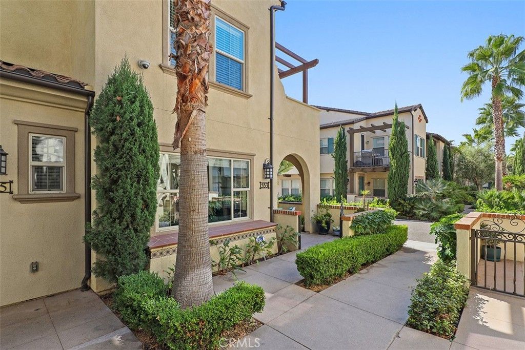 553 S Kroeger Street, Anaheim, CA 92805