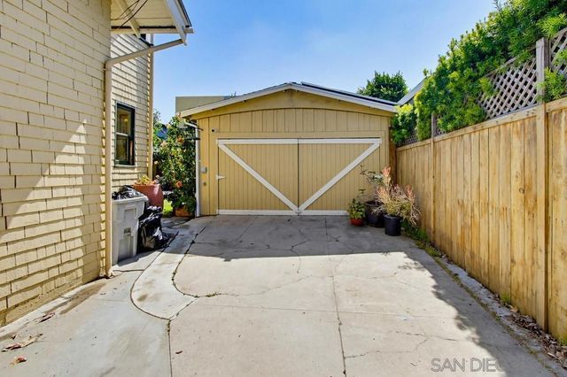 4079 Falcon, San Diego, CA 92103