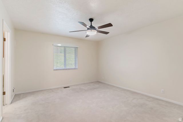 1762 E WHISPERING OAKS DR, Ogden, UT 84403