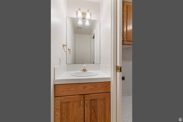 1762 E WHISPERING OAKS DR, Ogden, UT 84403