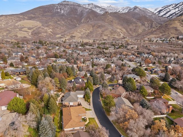 1762 E WHISPERING OAKS DR, Ogden, UT 84403