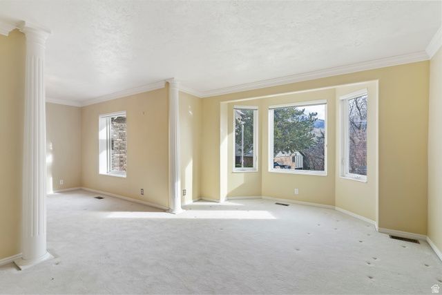 1762 E WHISPERING OAKS DR, Ogden, UT 84403