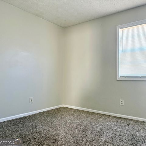 524 Julius Drive, Stone Mountain, GA 30087