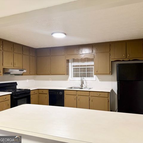 524 Julius Drive, Stone Mountain, GA 30087