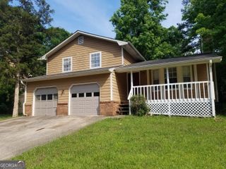 524 Julius Drive, Stone Mountain, GA 30087