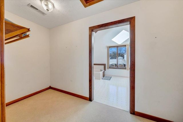 312 Spring DR, Huddleston, VA 24104