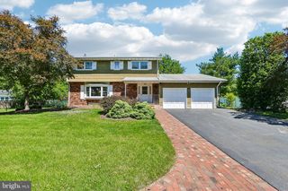 10 SANDTOWN TER, Hamilton, NJ 08690