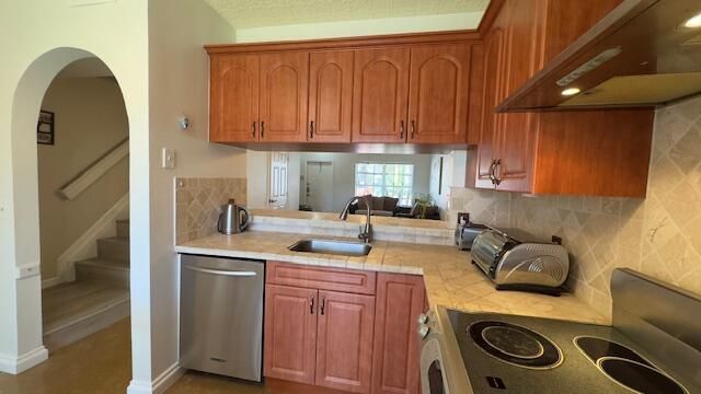 5292 Jubilee Way, Margate, FL 33063