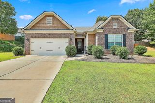 205 Inverness Avenue, Newnan, GA 30263