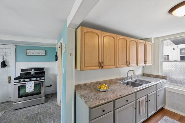 47 N Spring Street, Concord, NH 03301