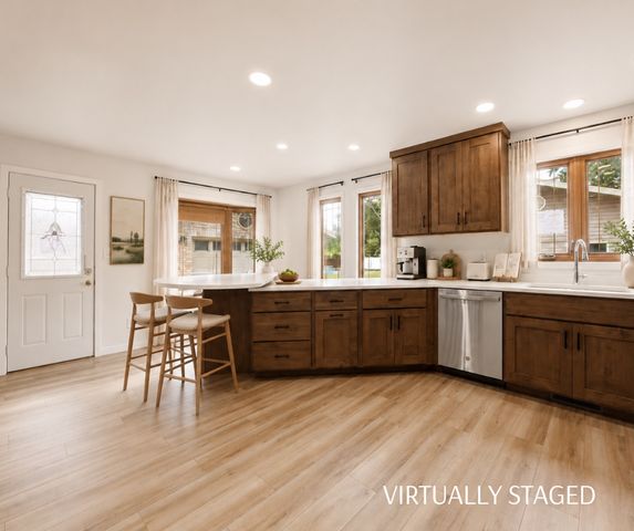 607 9th Street W, West Fargo, ND 58078